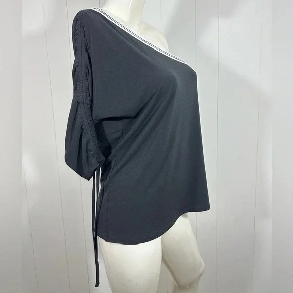 NWT NY & CO Women’s Sz M one shoulder black white blouse 3/4 Sleeve stretch - Picture 7 of 10
